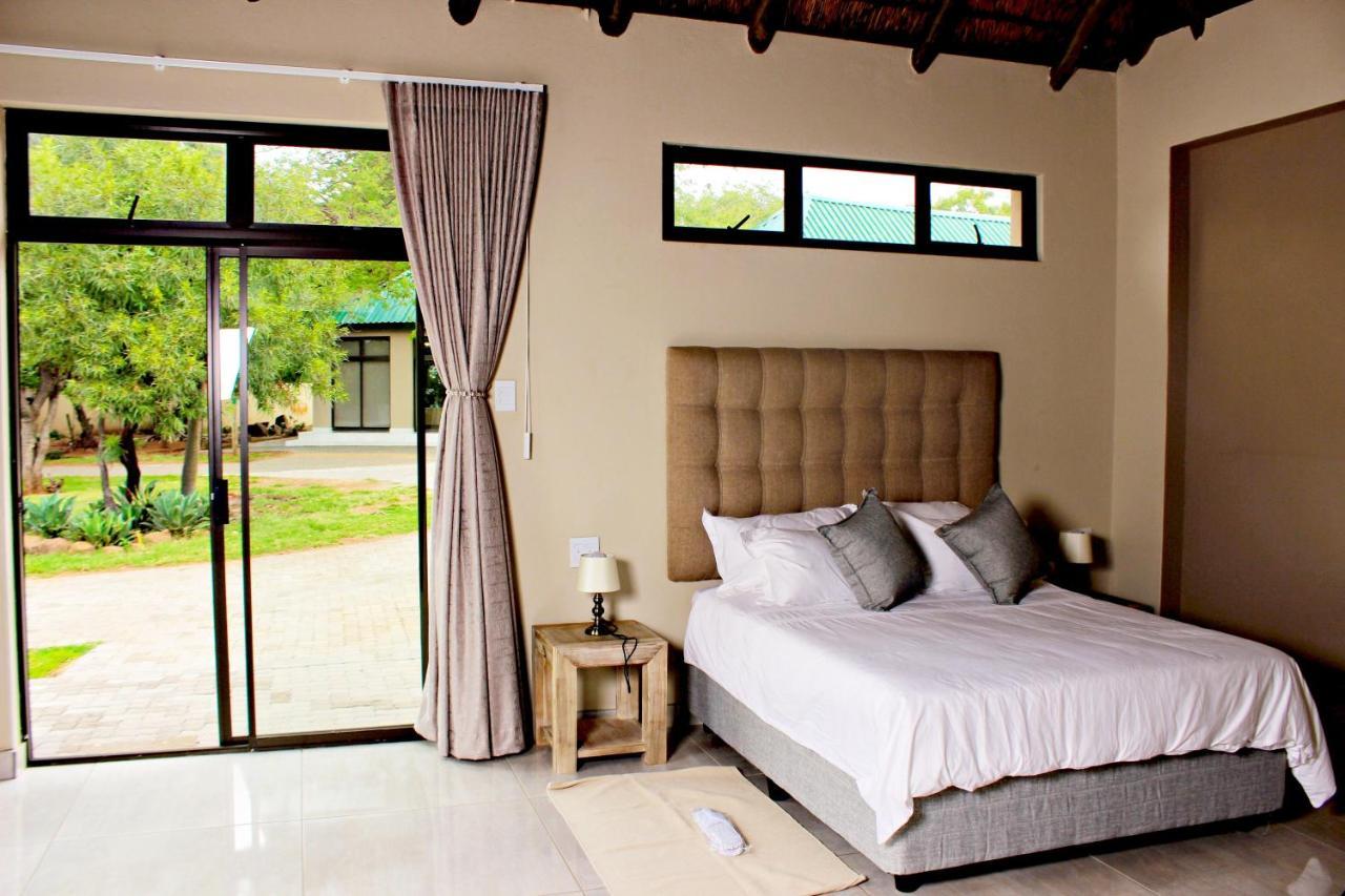 Zoe Bush Lodge Pretoria-Noord Extérieur photo