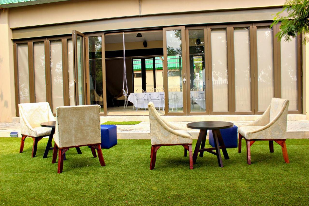Zoe Bush Lodge Pretoria-Noord Extérieur photo