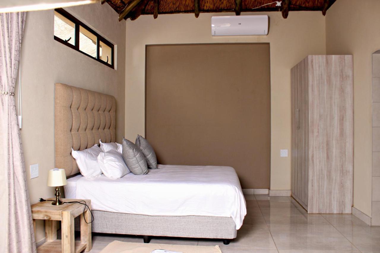 Zoe Bush Lodge Pretoria-Noord Extérieur photo